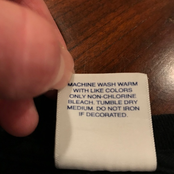 Supreme x Araki Rose - Picture 3 of 3